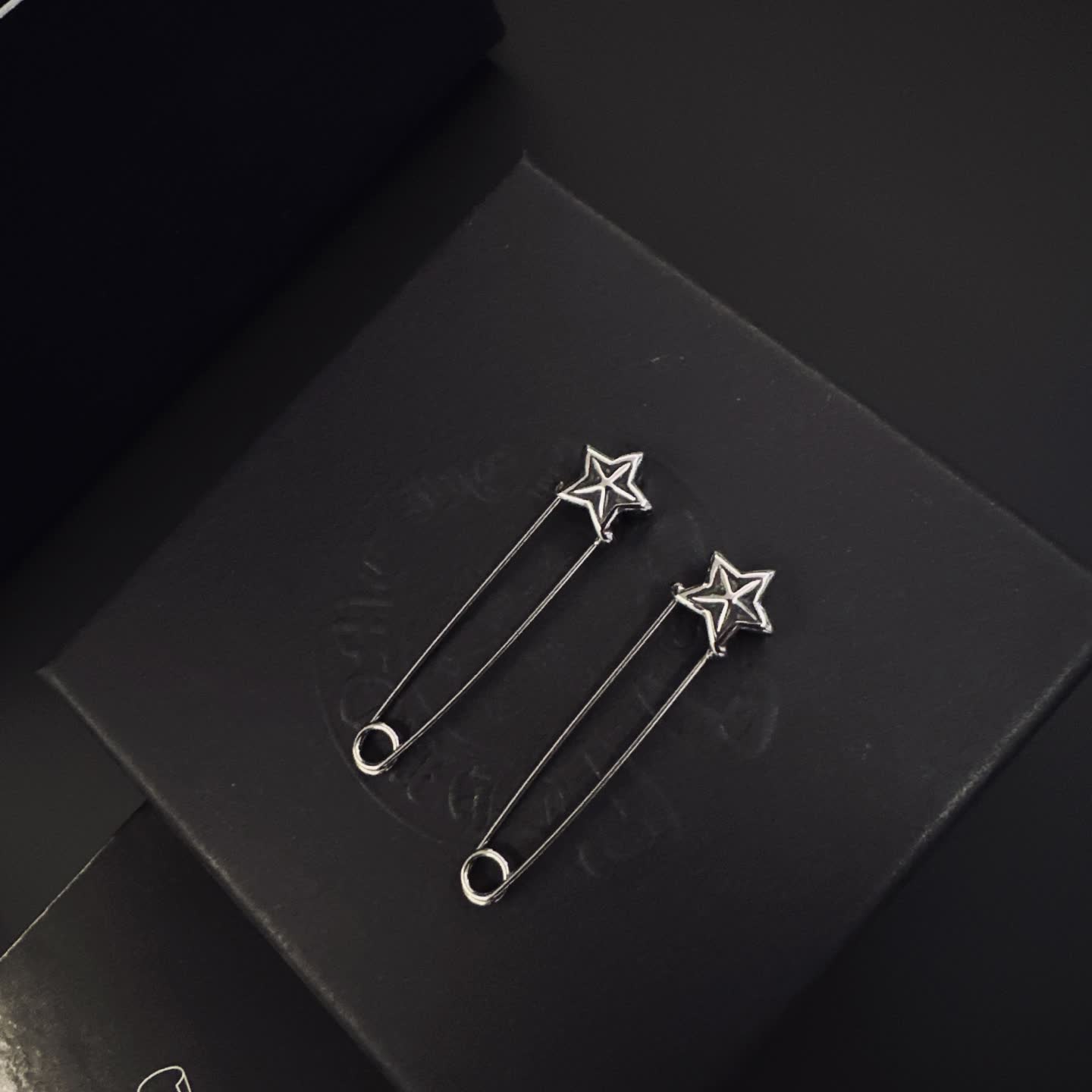 Chrome Hearts Silver Star Safety Pins
